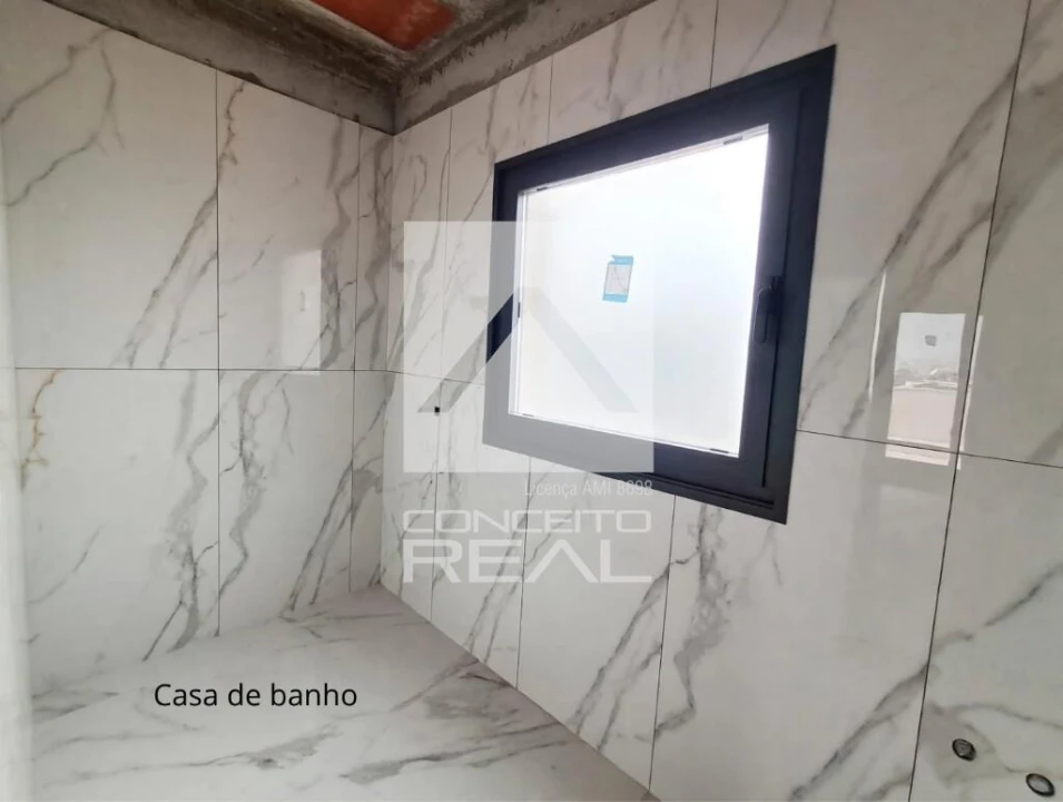 Apartamento T5 para Venda em Rio Tinto Foto 33