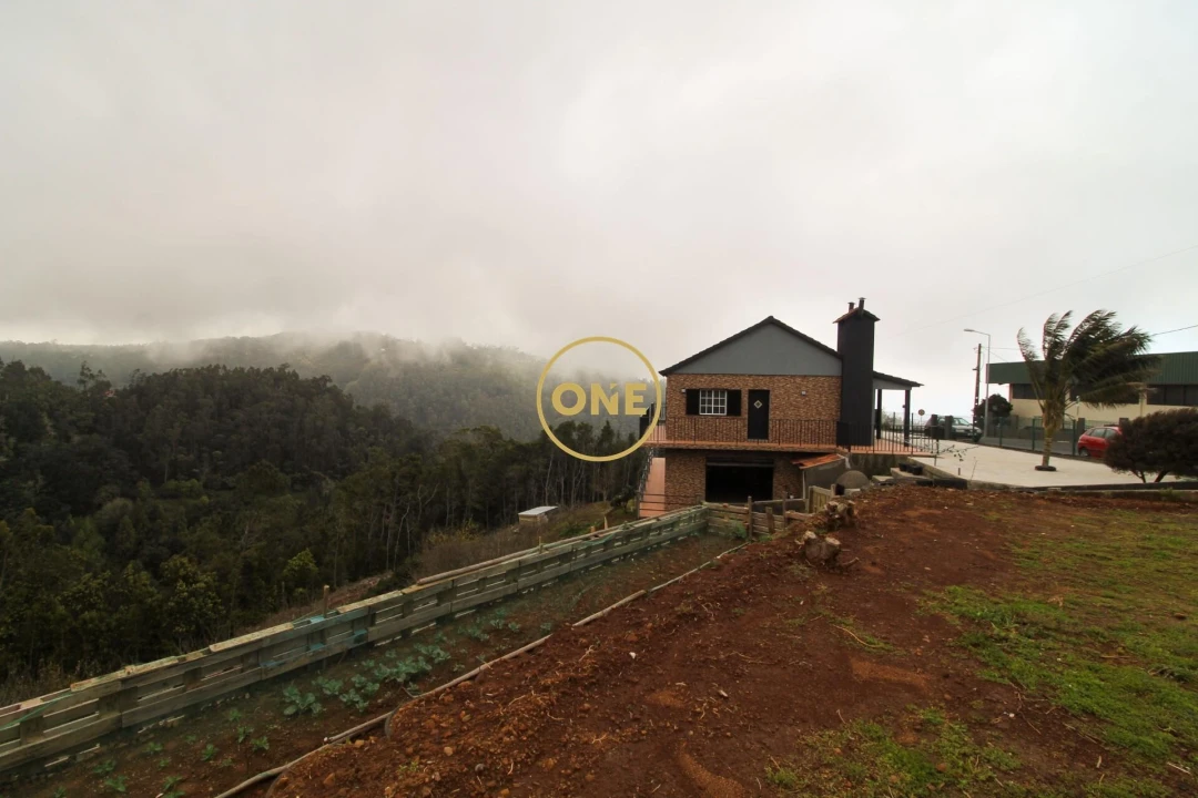 Moradia T5 para Venda em Santo Antonio da Serra Foto 43