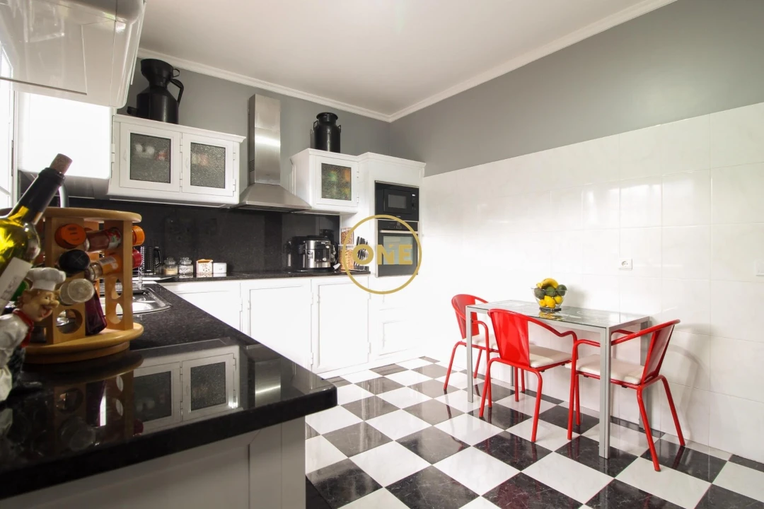 Moradia T5 para Venda em Santo Antonio da Serra Foto 12