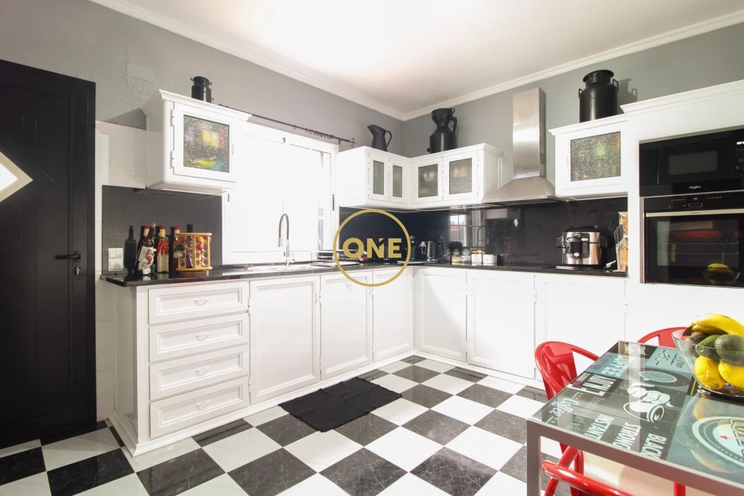 Moradia T5 para Venda em Santo Antonio da Serra Foto 11