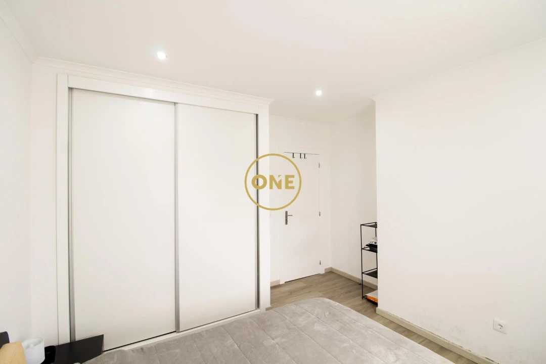 Moradia T5 para Venda em Santo Antonio da Serra Foto 31