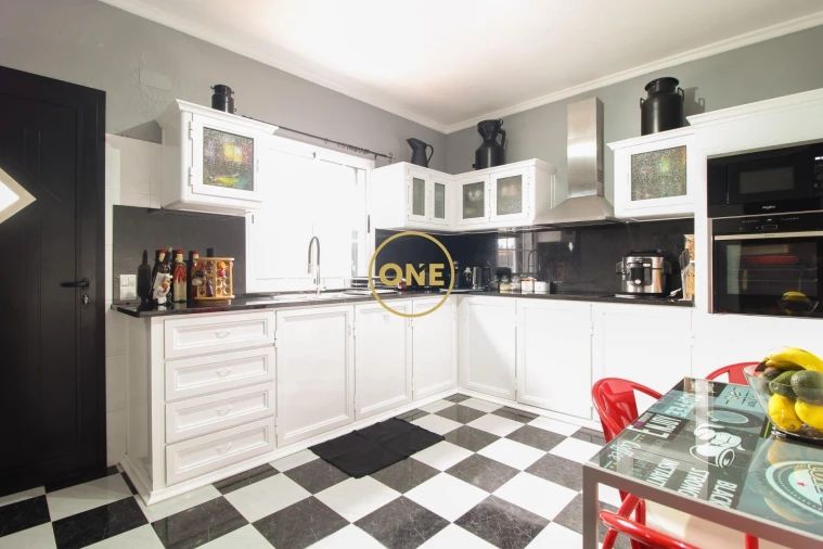 Moradia T5 para Venda em Santo Antonio da Serra Foto 11