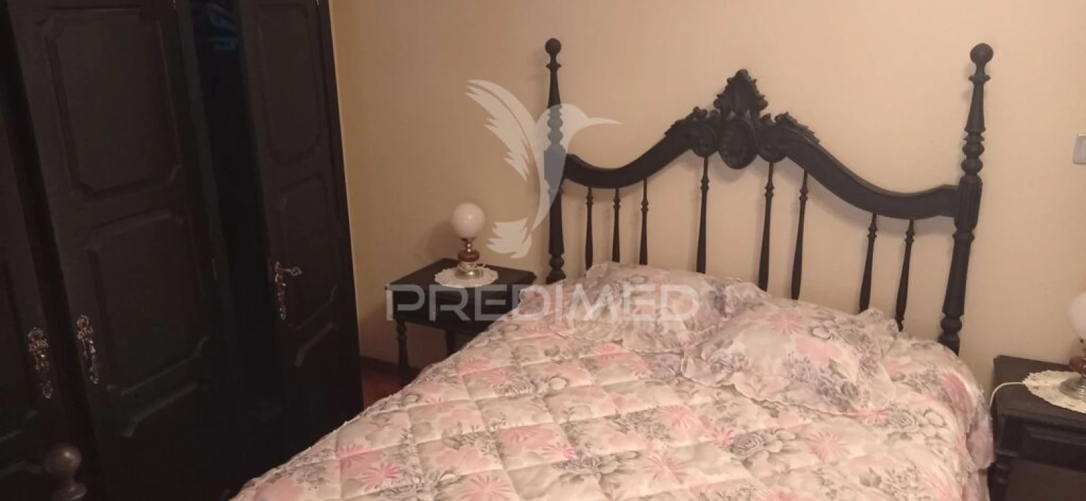 Moradia T4 para Venda em Aldeia da Mata Foto 8