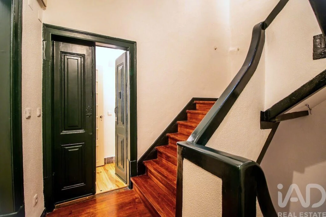 Apartamento T4 para Arrendamento em Santa Maria Maior Foto 28