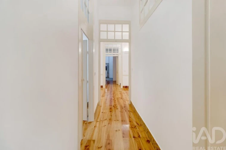 Apartamento T4 para Arrendamento em Santa Maria Maior Foto 18