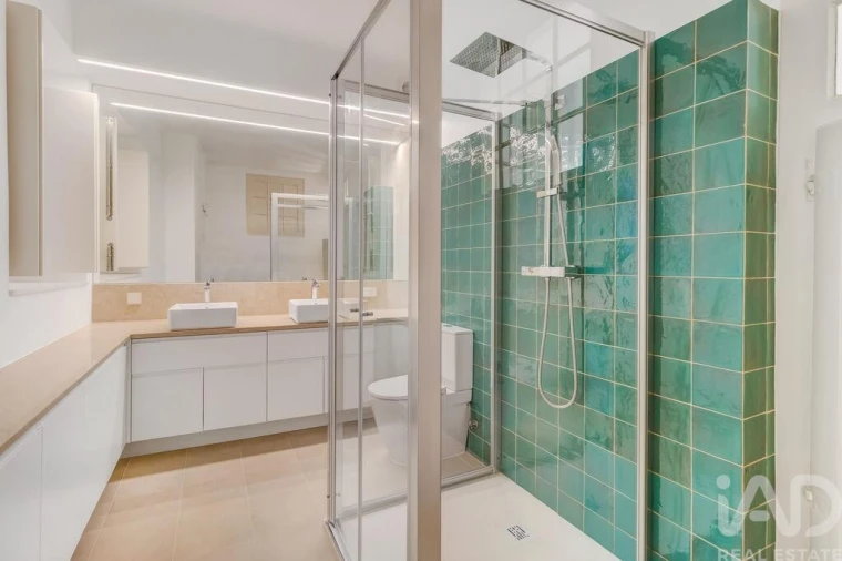 Apartamento T4 para Arrendamento em Santa Maria Maior Foto 16