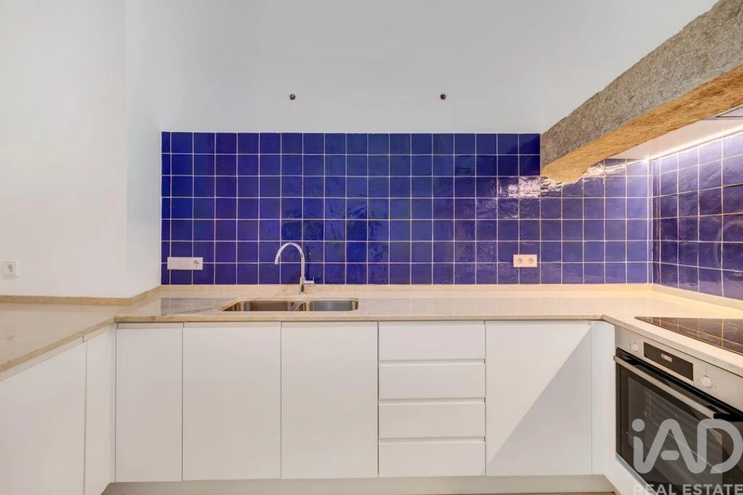 Apartamento T4 para Arrendamento em Santa Maria Maior Foto 25