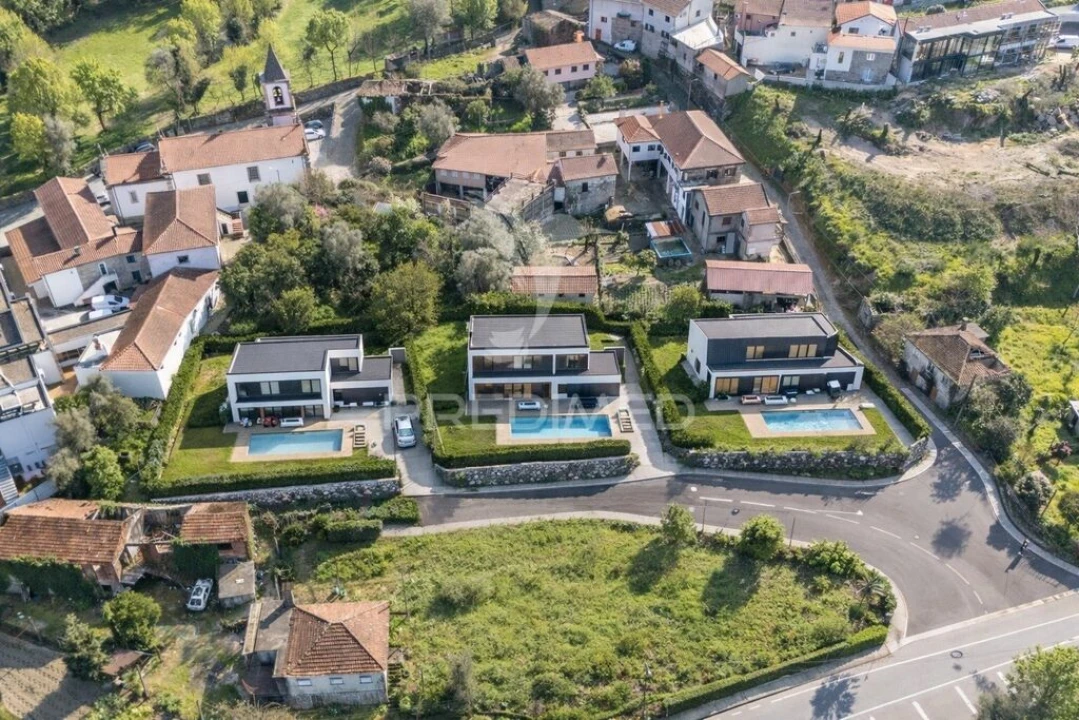 Terreno para Venda em Rio Caldo Foto 1