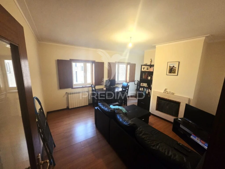 Apartamento T2 para Venda em Pedroso e Seixezelo Foto 1