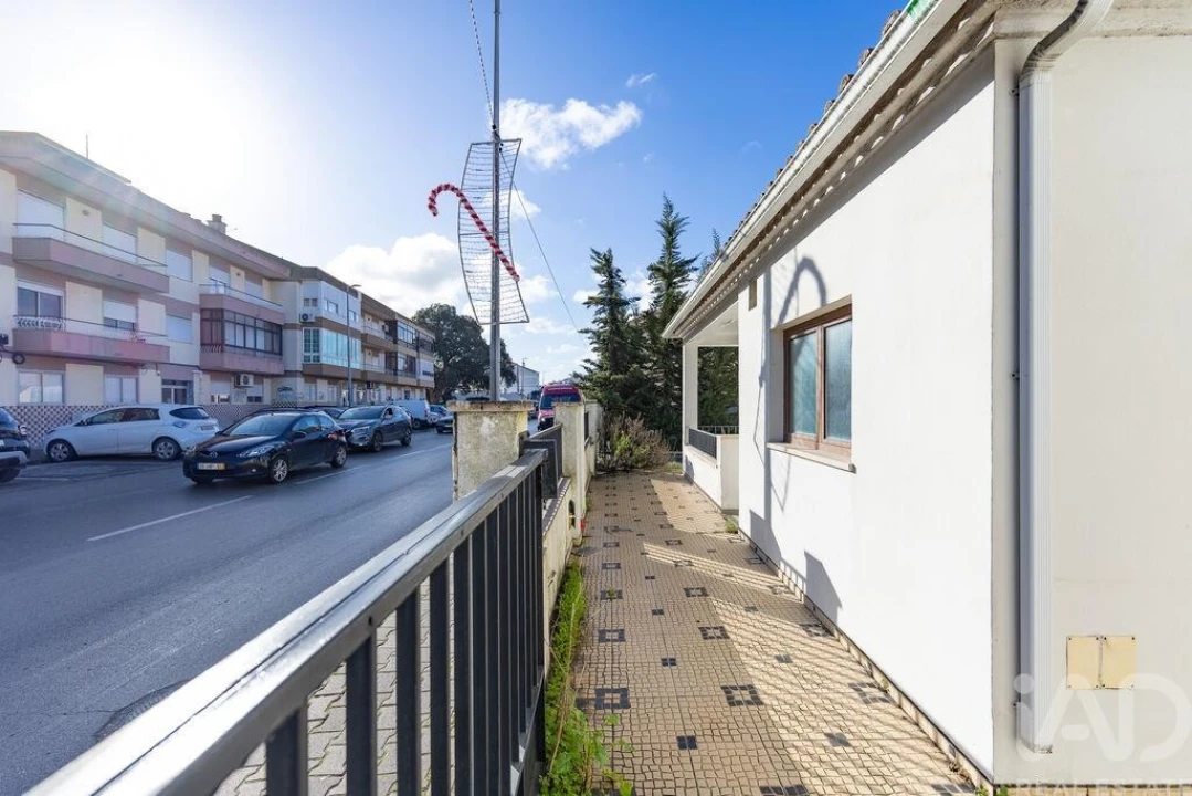 Moradia T3 para Venda em Amora Foto 24