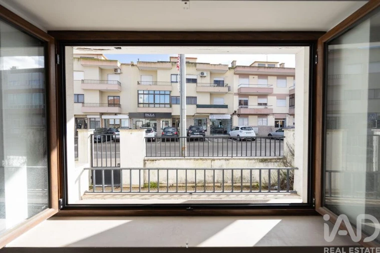 Moradia T3 para Venda em Amora Foto 10