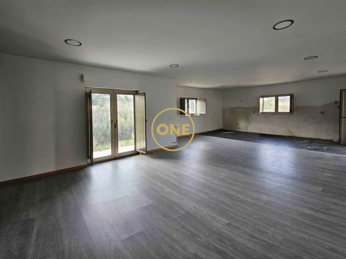 Moradia T4 para Venda em Vale de Bouro Foto 14