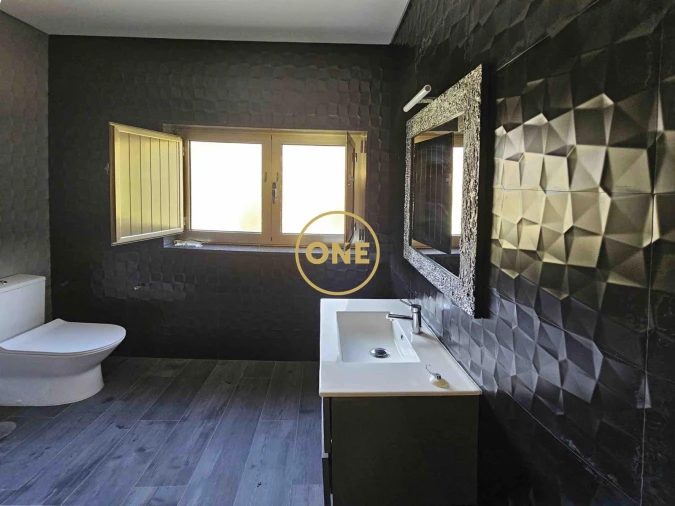 Moradia T4 para Venda em Vale de Bouro Foto 2