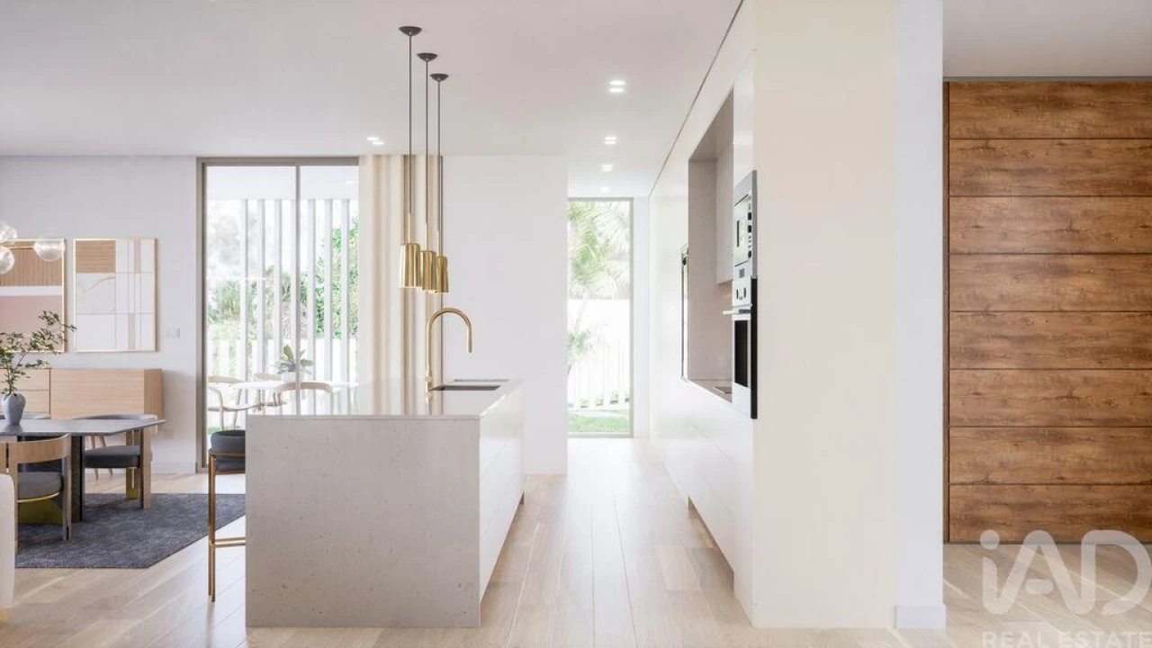 Moradia T4 para Venda em Arco da Calheta Foto 10