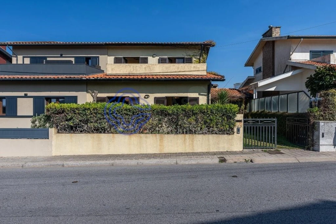 Moradia T4 para Venda em Perafita, Lavra e Santa Cruz do Bispo Foto 1