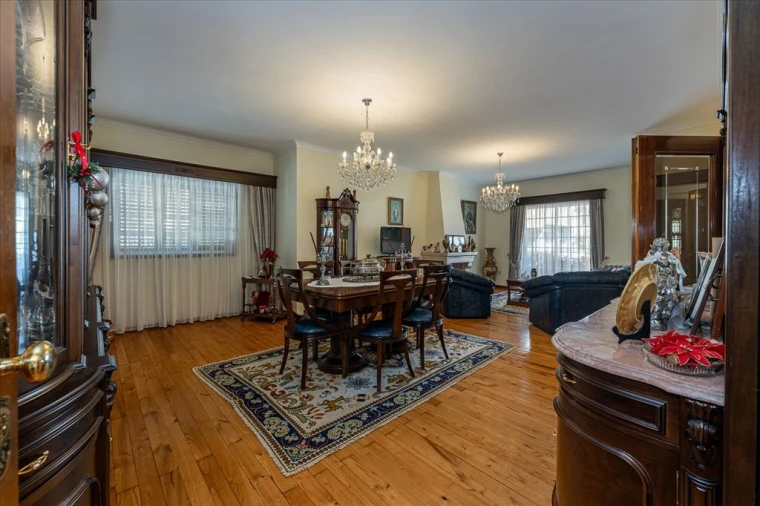 Moradia T4 para Venda em Ermesinde Foto 3