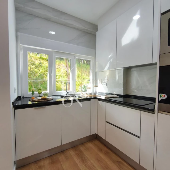 Apartamento T2 para Venda em Benfica Foto 11