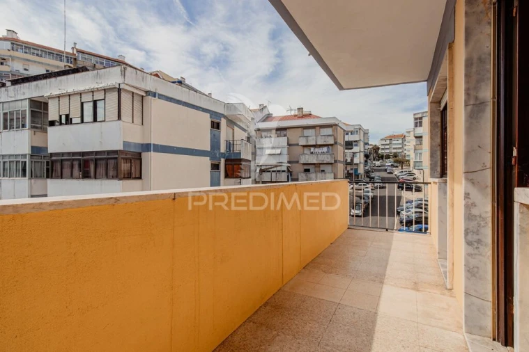 Apartamento T3 para Venda em Póvoa de Santo Adrião e Olival Basto Foto 20