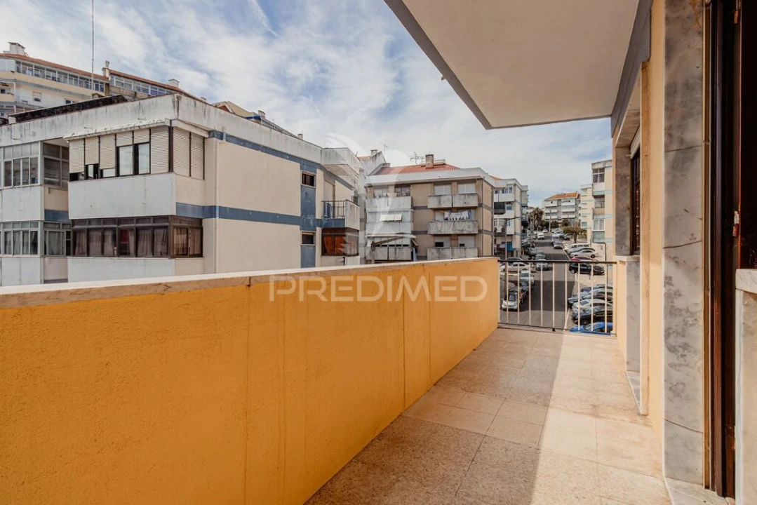 Apartamento T3 para Venda em Póvoa de Santo Adrião e Olival Basto Foto 20