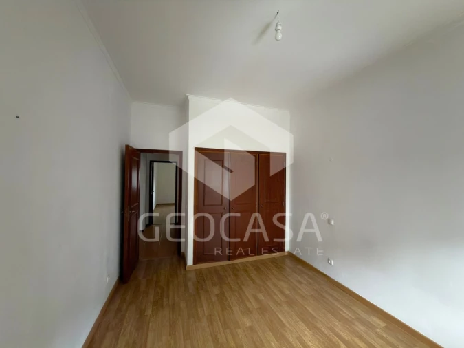 Apartamento T2 para Venda em Rio de Mouro Foto 17