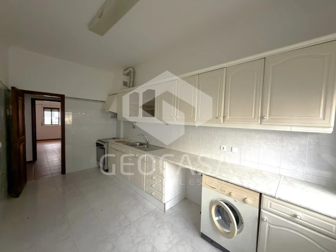 Apartamento T2 para Venda em Rio de Mouro Foto 20