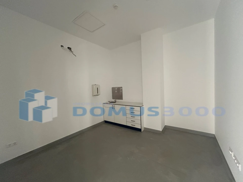 Loja para Arrendamento em Nossa Senhora da Conceição, São Pedro e São Dinis Foto 5