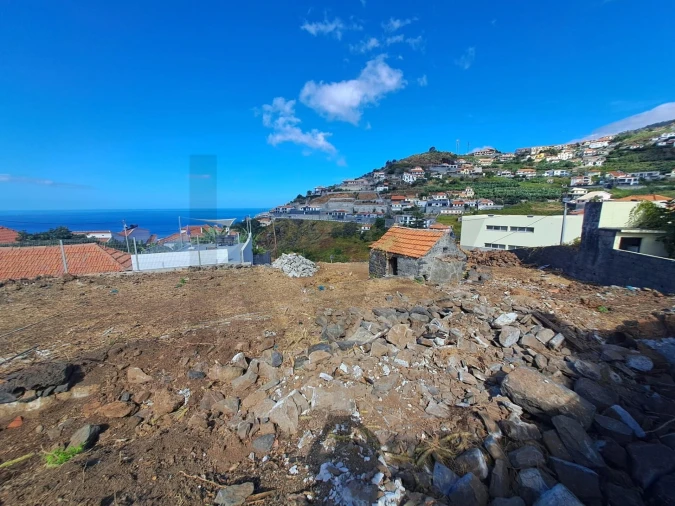 Terreno para Venda em Ribeira Brava Foto 9