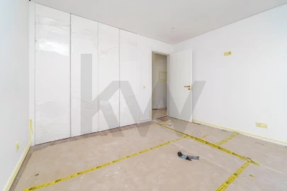 Moradia T3 para Venda em Moncarapacho e Fuseta