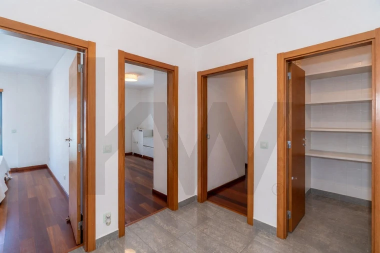 Apartamento T3 para Venda em Vila Real de Santo Antonio Foto 10