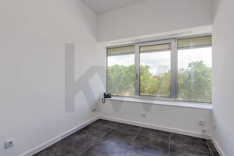 Escritório para Venda em Olivais Foto 13