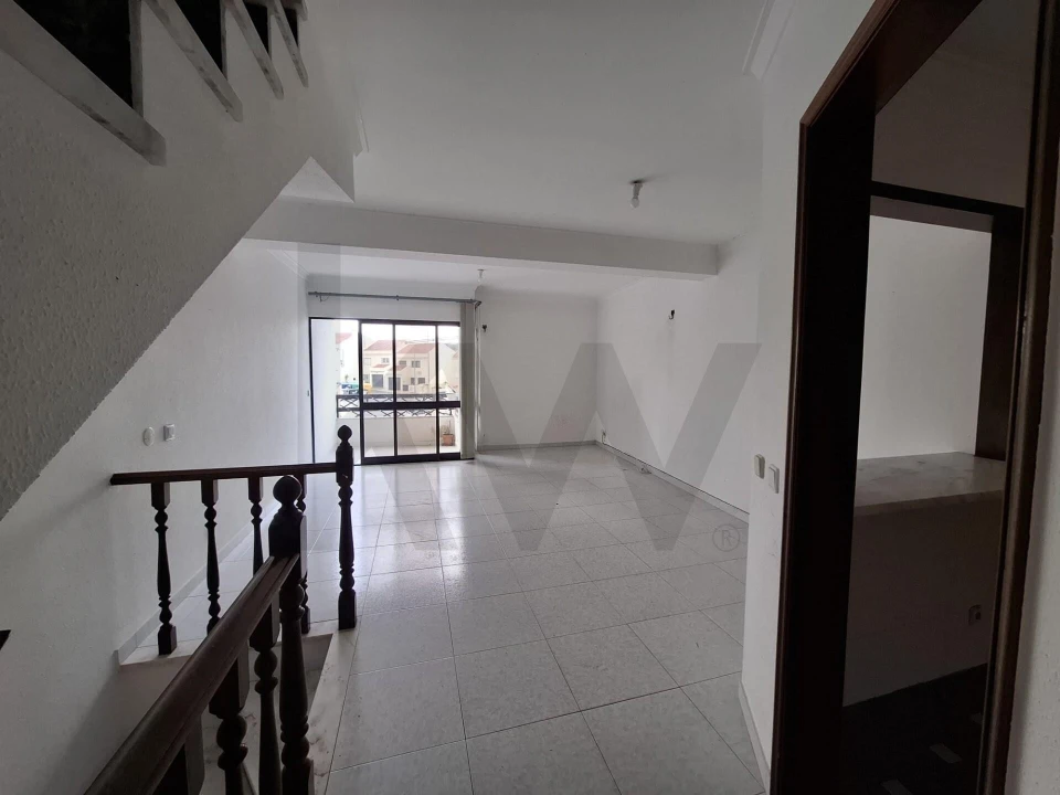 Moradia T2 para Arrendamento em Ericeira Foto 5