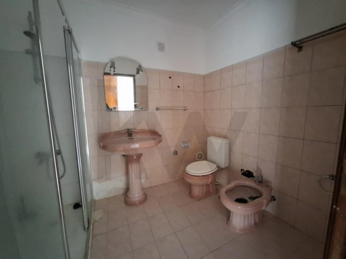 Moradia T2 para Arrendamento em Ericeira Foto 9