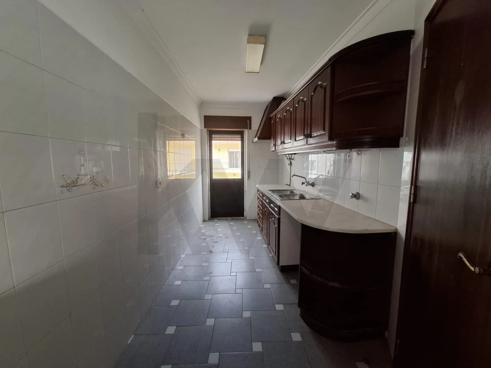 Moradia T2 para Arrendamento em Ericeira Foto 7