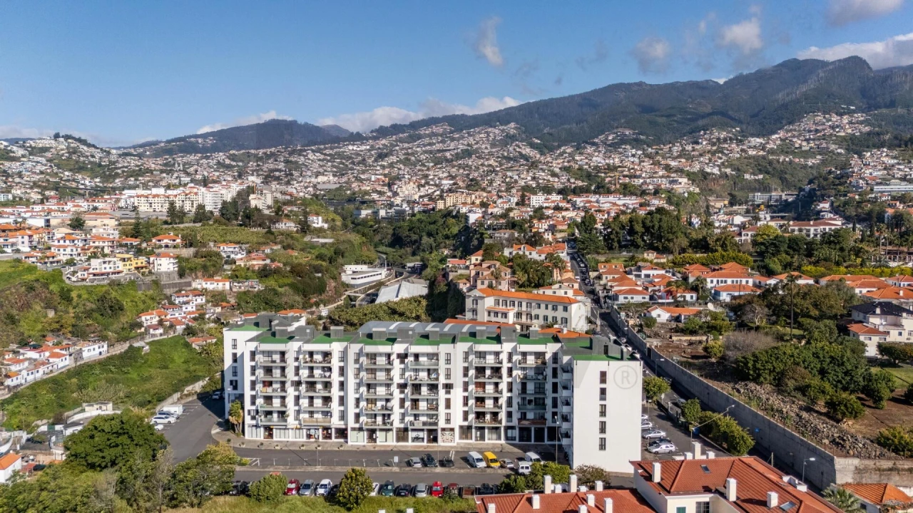 Apartamento T2 para Venda em Funchal (São Pedro) Foto 7