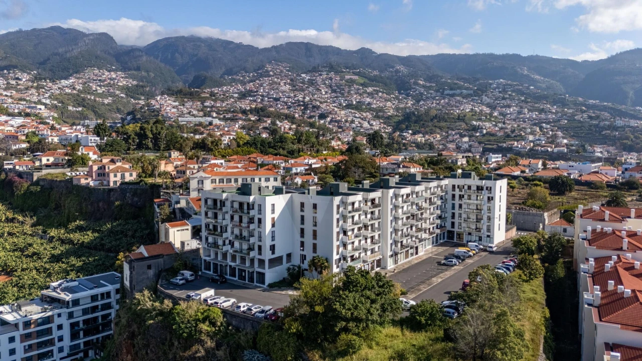Apartamento T2 para Venda em Funchal (São Pedro) Foto 12