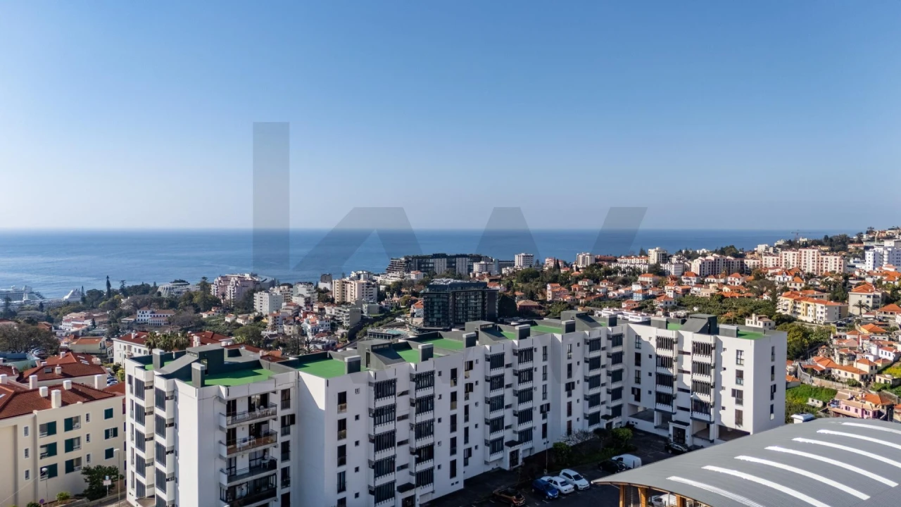 Apartamento T2 para Venda em Funchal (São Pedro) Foto 1