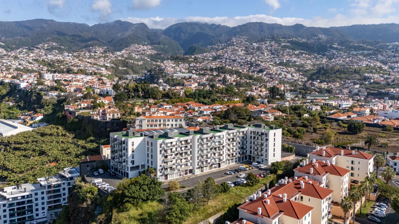 Apartamento T2 para Venda em Funchal (São Pedro) Foto 6