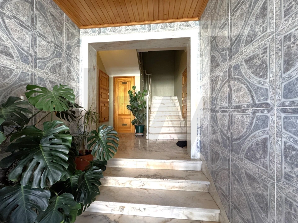 Apartamento T1 para Venda em Quinta do Conde Foto 1