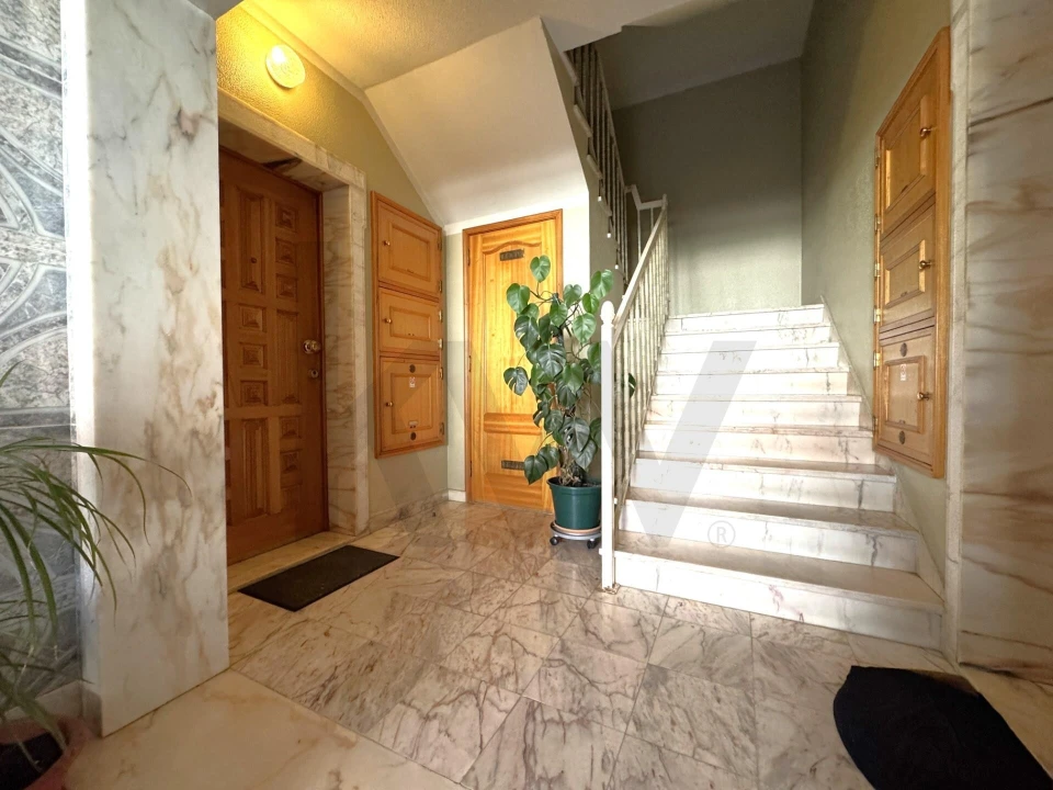 Apartamento T1 para Venda em Quinta do Conde Foto 2