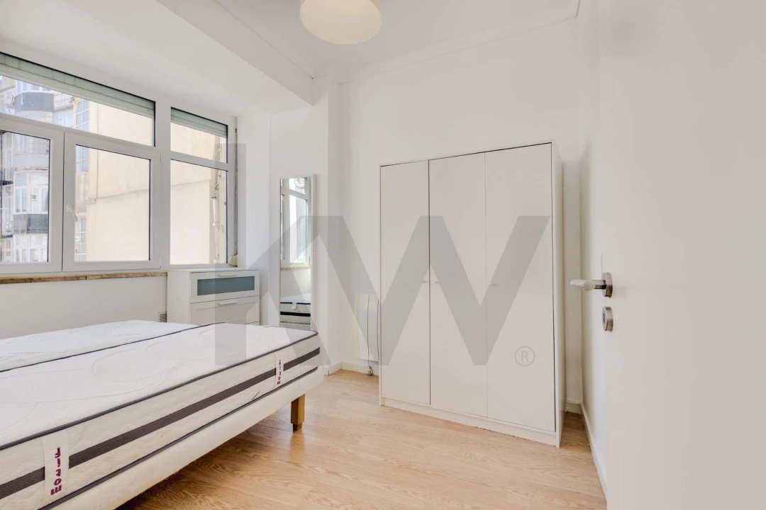 Apartamento T1 para Arrendamento em Avenidas Novas Foto 17