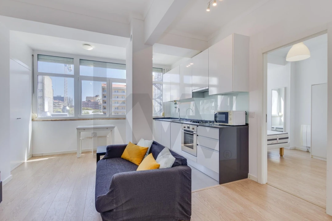 Apartamento T1 para Arrendamento em Avenidas Novas Foto 6