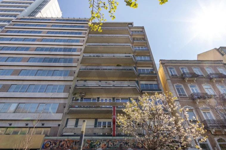 Apartamento T1 para Arrendamento em Avenidas Novas Foto 1