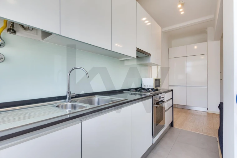 Apartamento T1 para Arrendamento em Avenidas Novas Foto 10