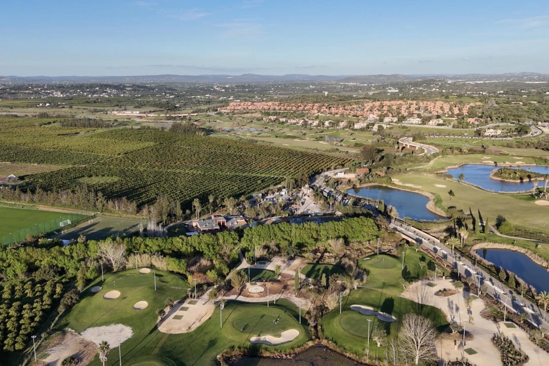 Apartamento T3 para Venda em Alcantarilha e Pêra Foto 23