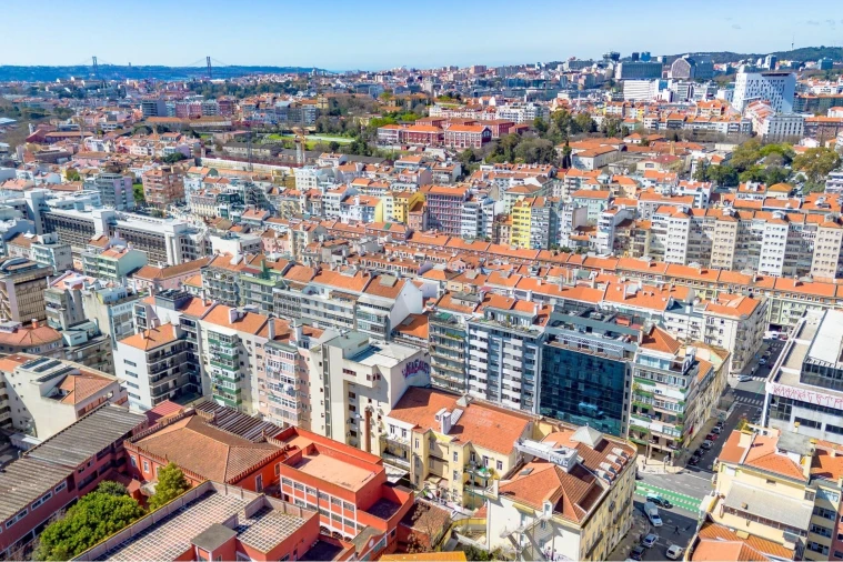 Prédio para Venda em Arroios Foto 13