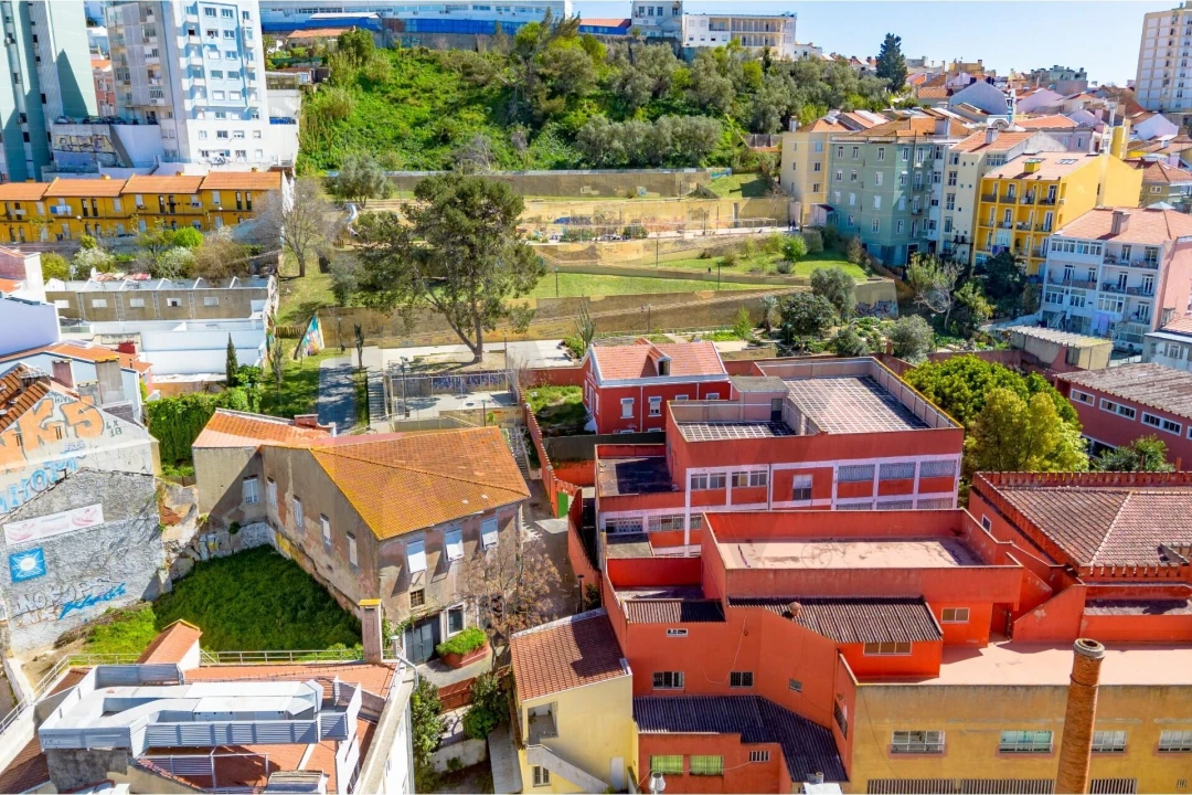 Prédio para Venda em Arroios Foto 24