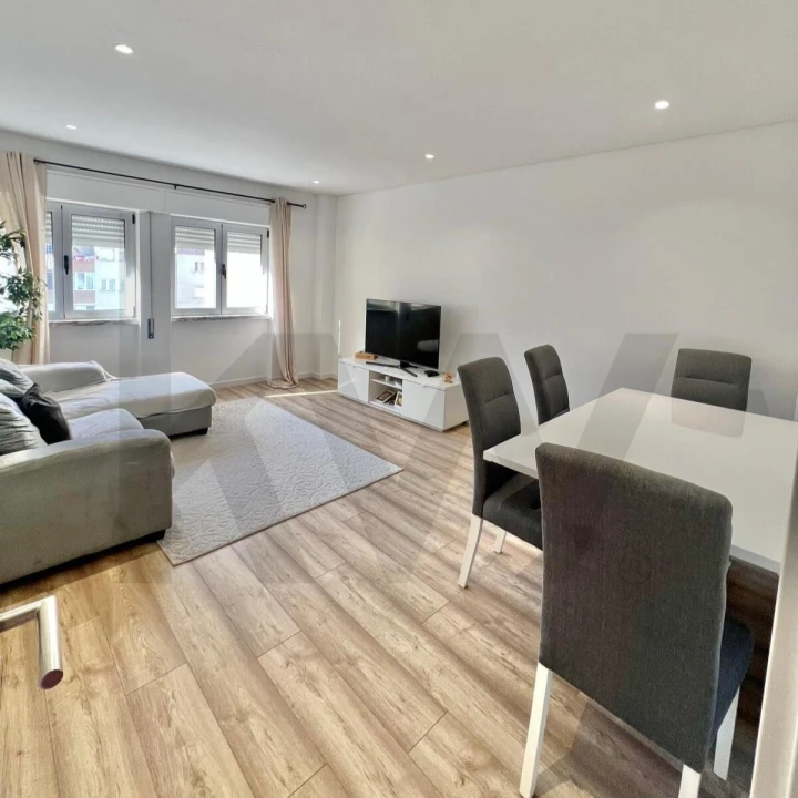 Apartamento T2 para Venda em Alverca do Ribatejo e Sobralinho Foto 4