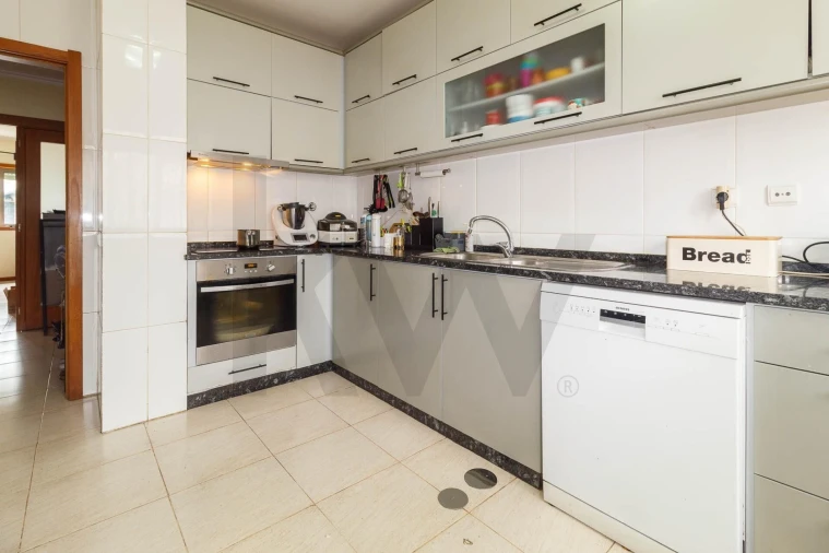 Apartamento T3 para Venda em Rio Tinto Foto 15