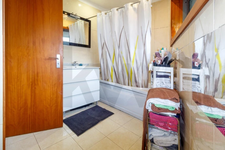 Apartamento T3 para Venda em Rio Tinto Foto 33
