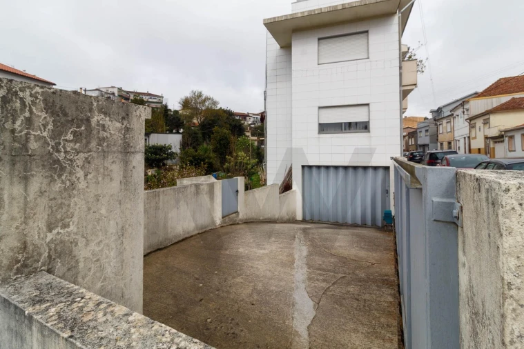 Apartamento T3 para Venda em Rio Tinto Foto 1